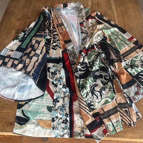 SILK AND SALT COVERUP PATCHWORK - Picture 1 of 5